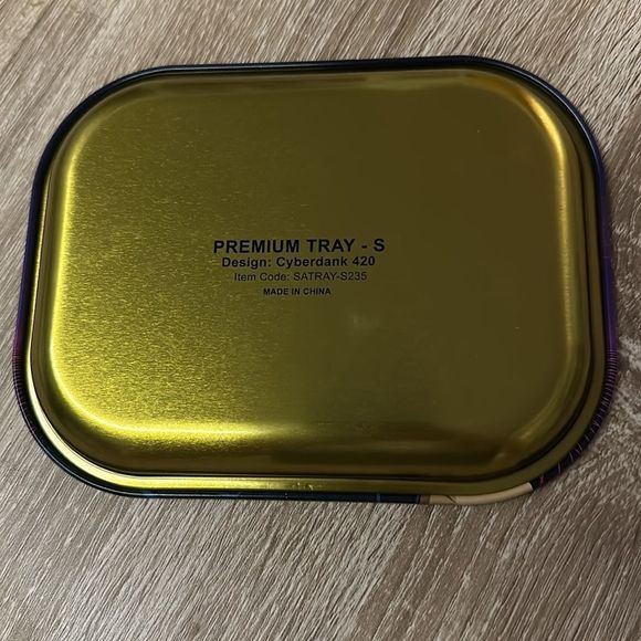 Cyberpunk 2077 Metal Tray for Storage, Organization, Rolling, Herbs - Picture 4 of 4